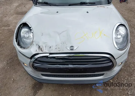 2016 Mini Hardtop Cooper z USA, uszkodzony, nr VIN WMWXU1C52G2D11850